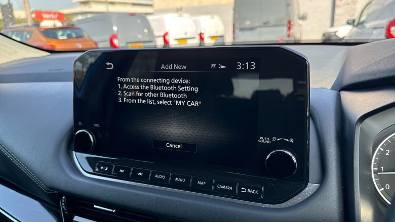 Nissan Qashqai 1.3 DiG-T MH 158 N-Connecta 5dr Xtronic Petrol Hatchback